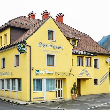 Cafe Hoppala Sankt Peter-Freienstein Exterior foto